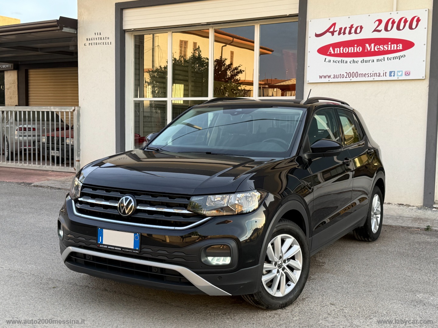 VOLKSWAGEN T-Cross