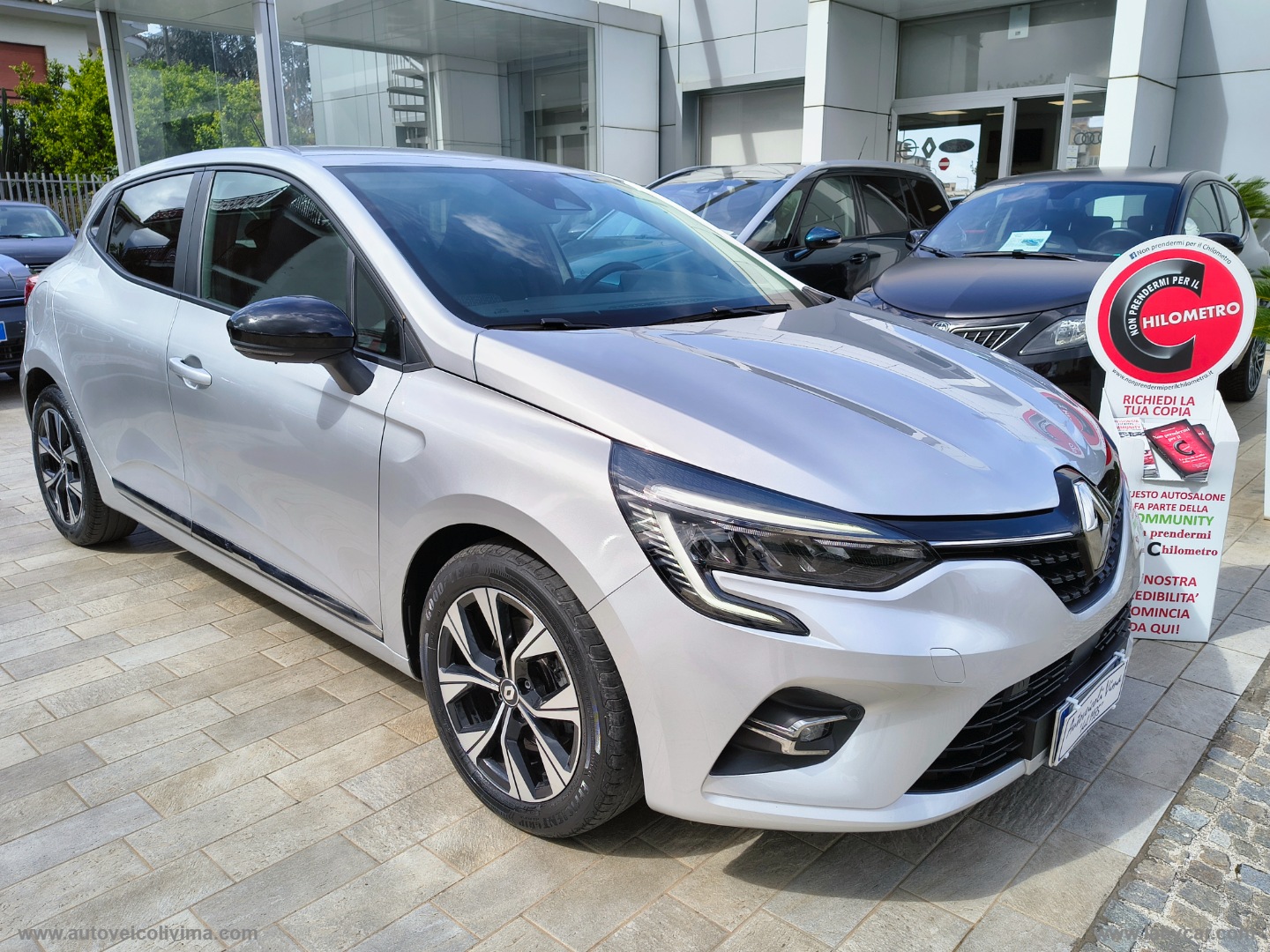 RENAULT Clio