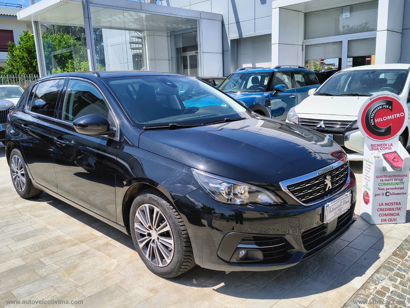 PEUGEOT 308