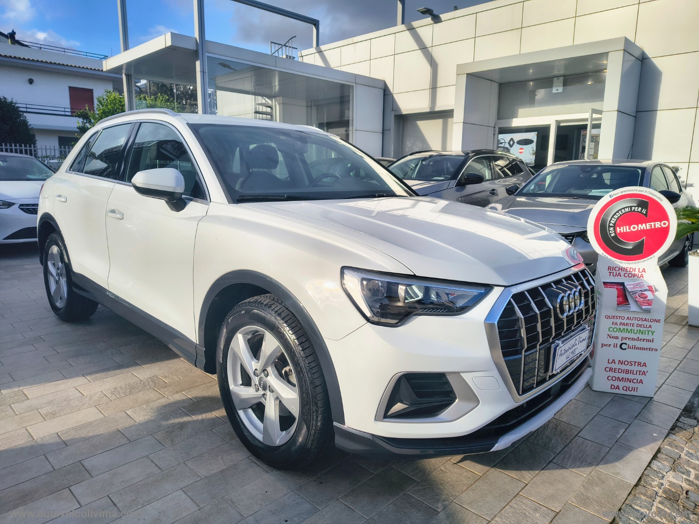 AUDI Q3