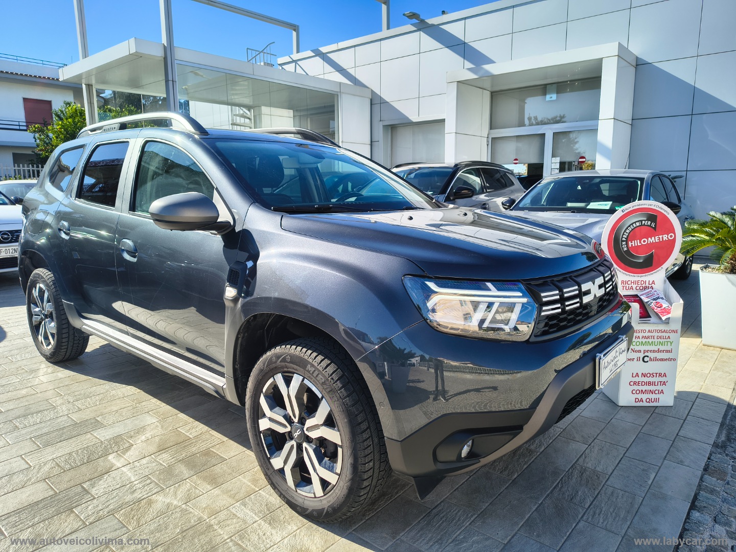 DACIA Duster