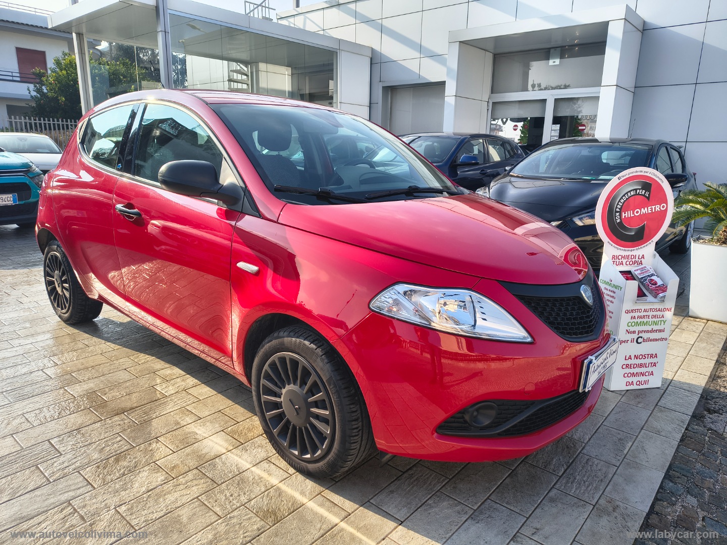 LANCIA Ypsilon