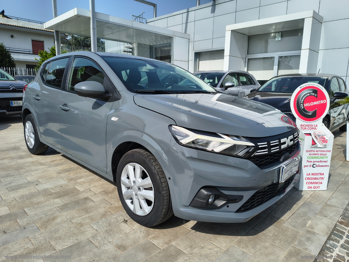 DACIA Sandero