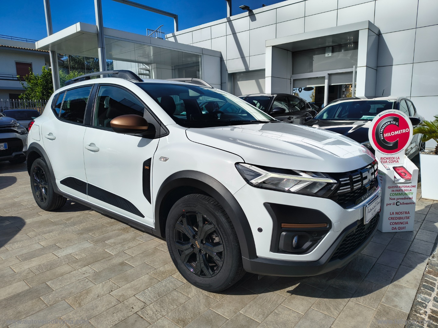 DACIA Sandero Stepway 1.0 TCe ECO-G Extreme Up                                                        