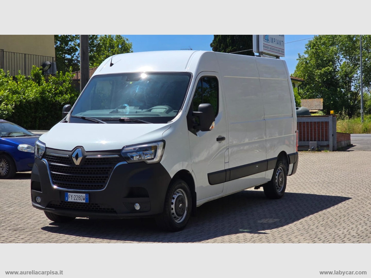 RENAULT Master