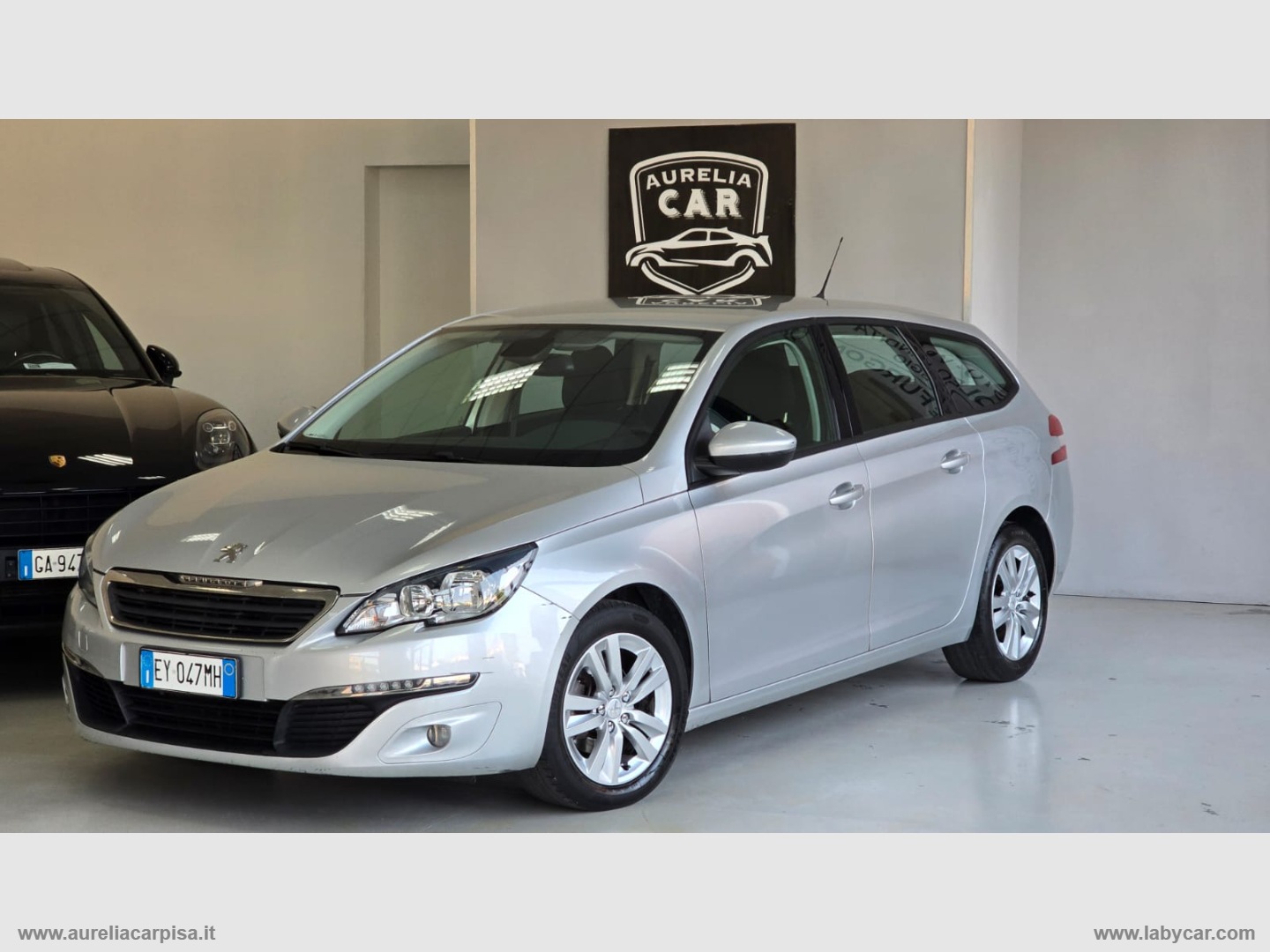 PEUGEOT 308
