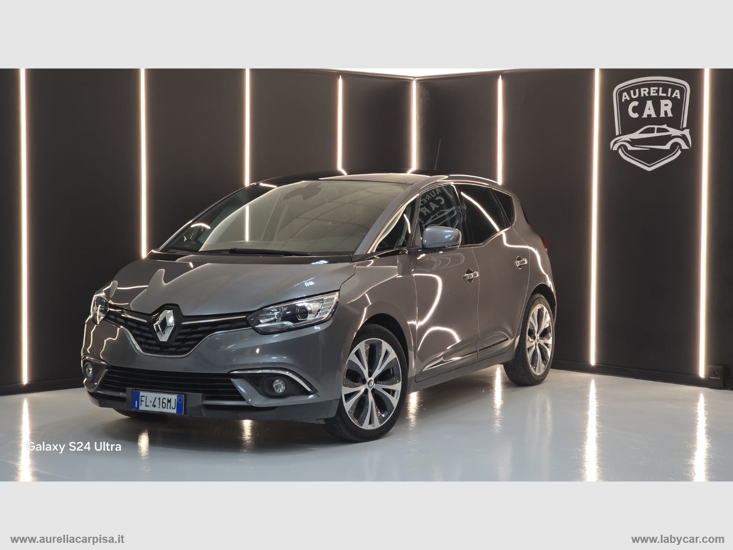 RENAULT&nbsp;Scénic