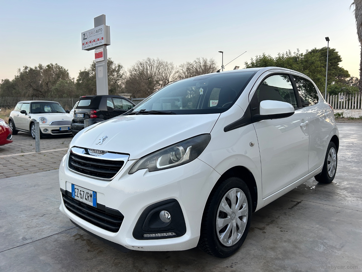 PEUGEOT 108