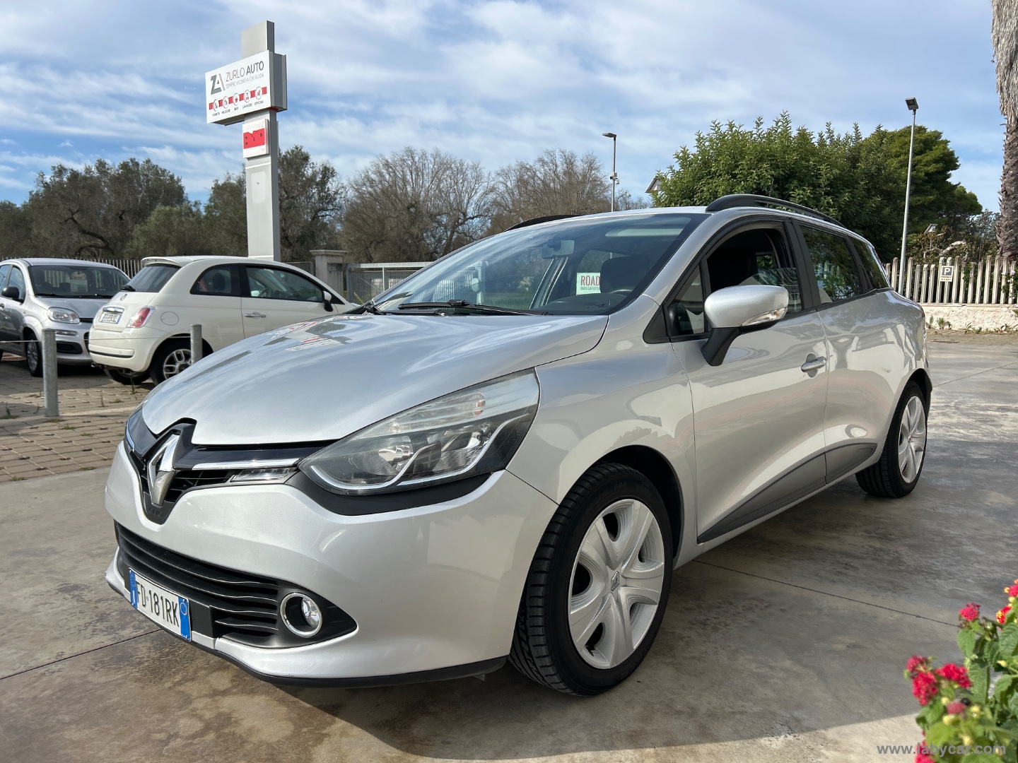 RENAULT Clio