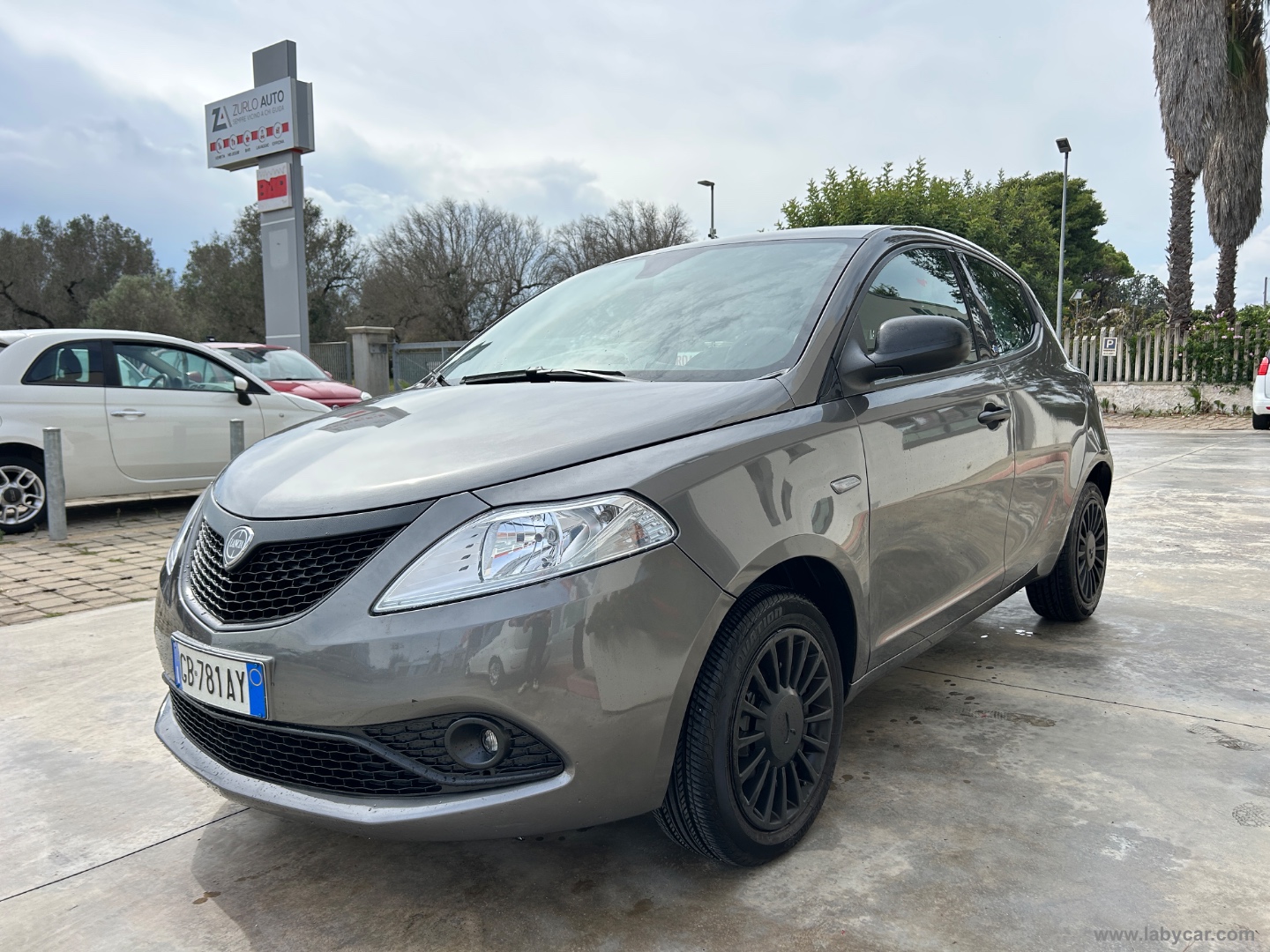 LANCIA Ypsilon