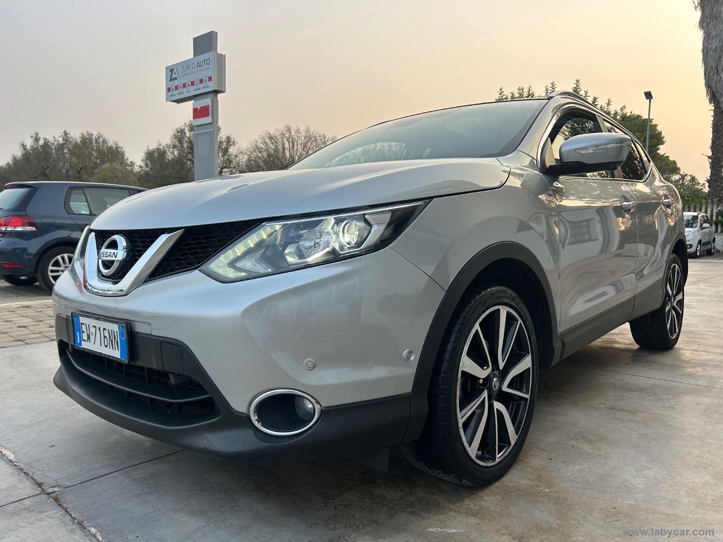 NISSAN Qashqai