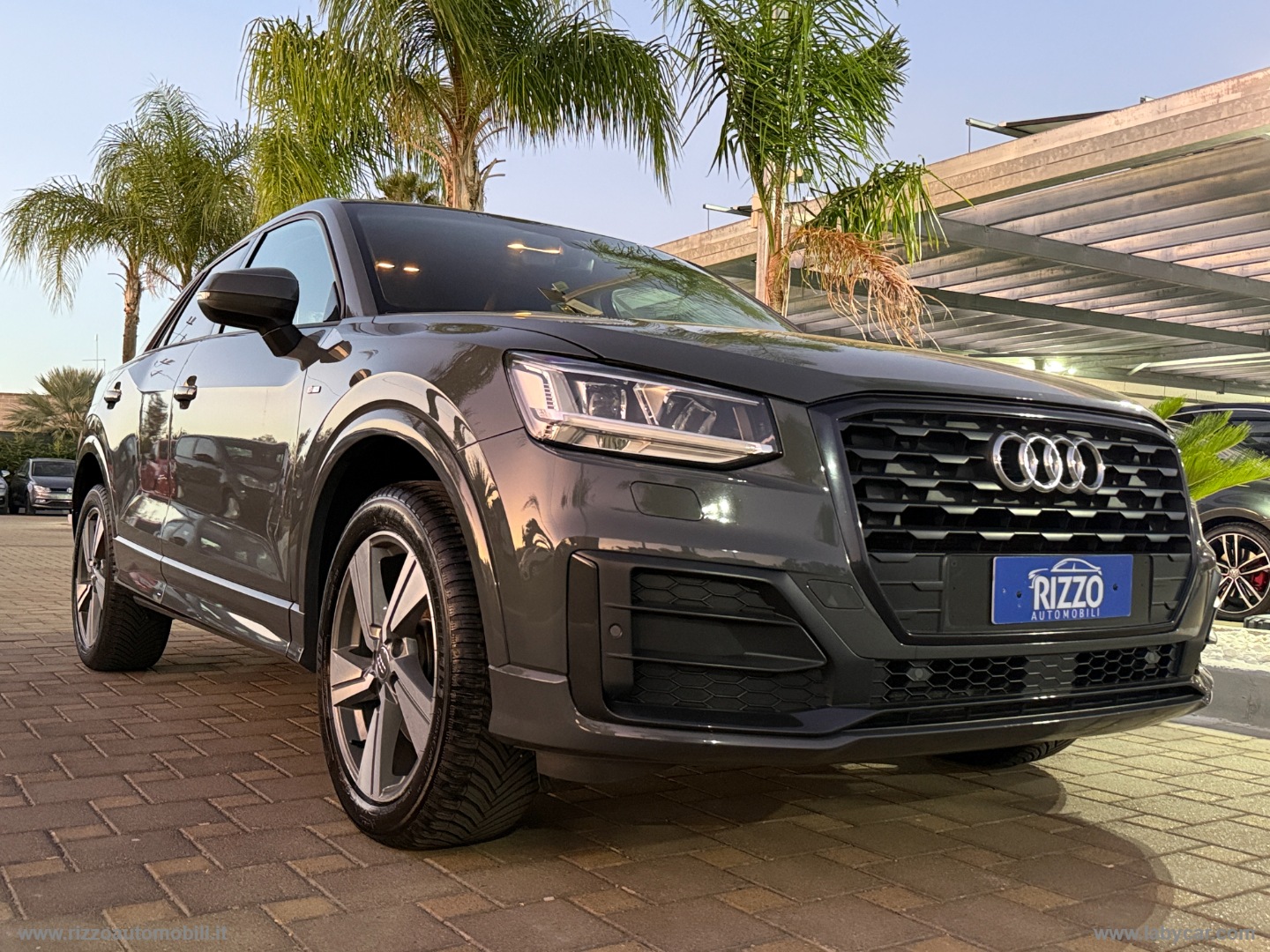 AUDI Q2