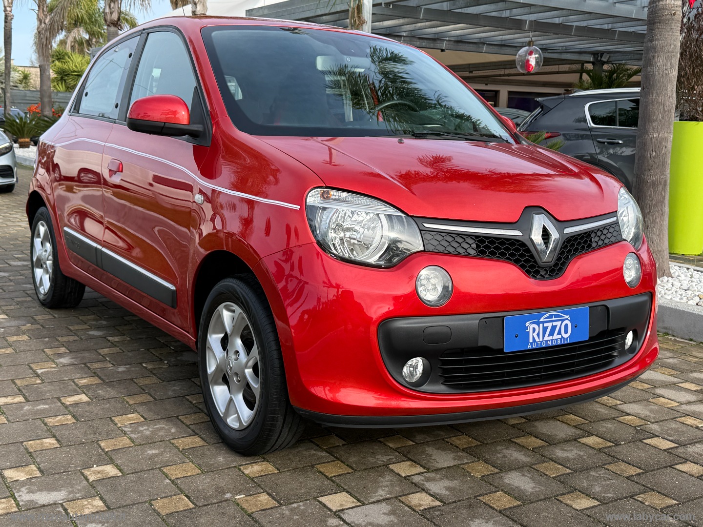 RENAULT Twingo