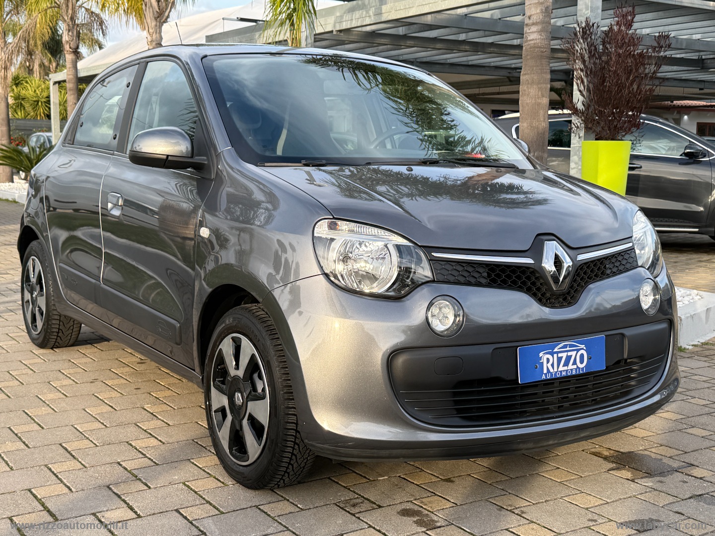 RENAULT Twingo