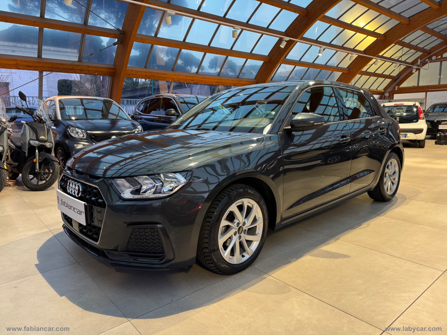 A11.0 TFSI 95 S tronic 7 Business Line A1 Sportback 25                                                        