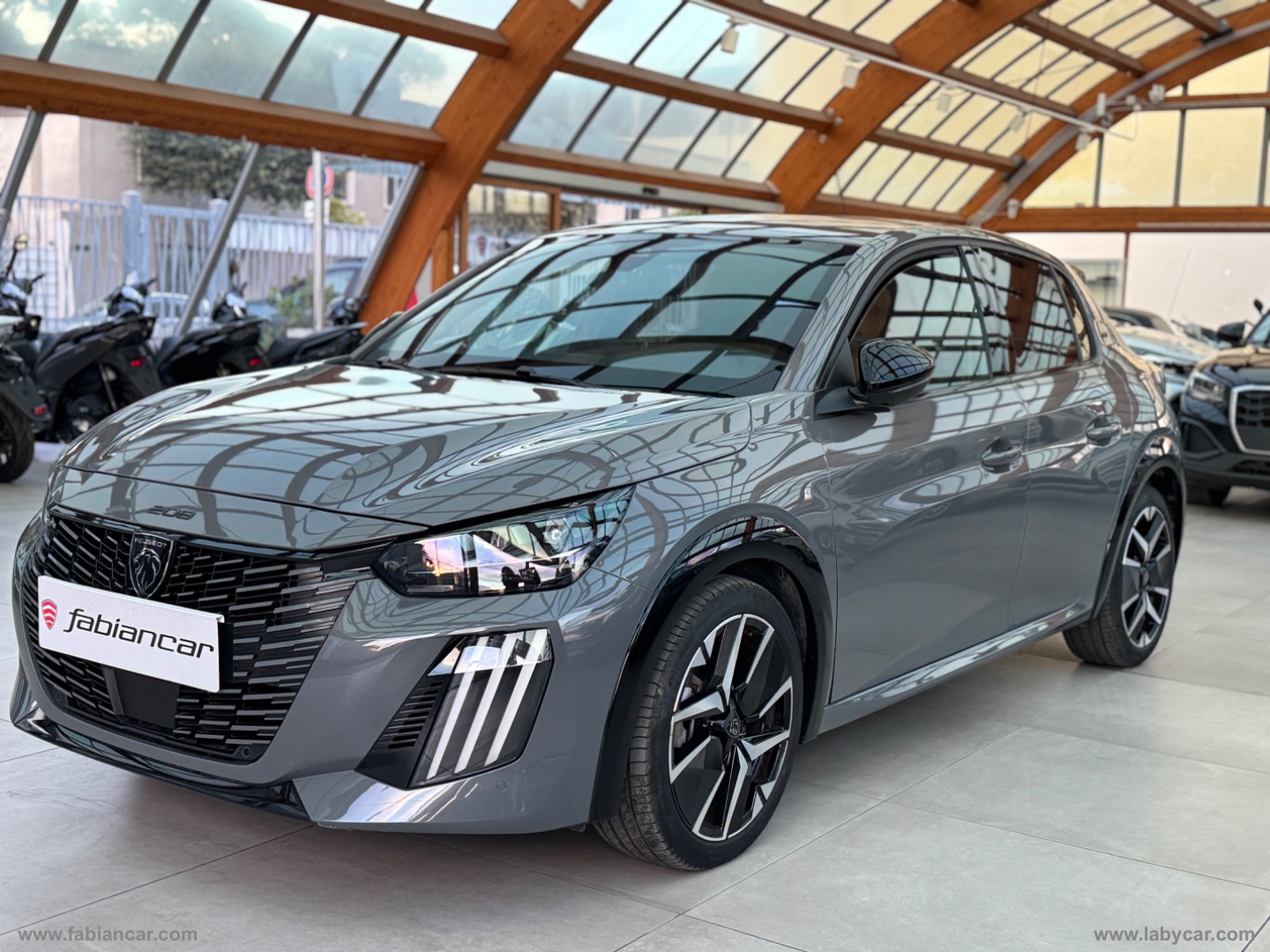 PEUGEOT&nbsp;208