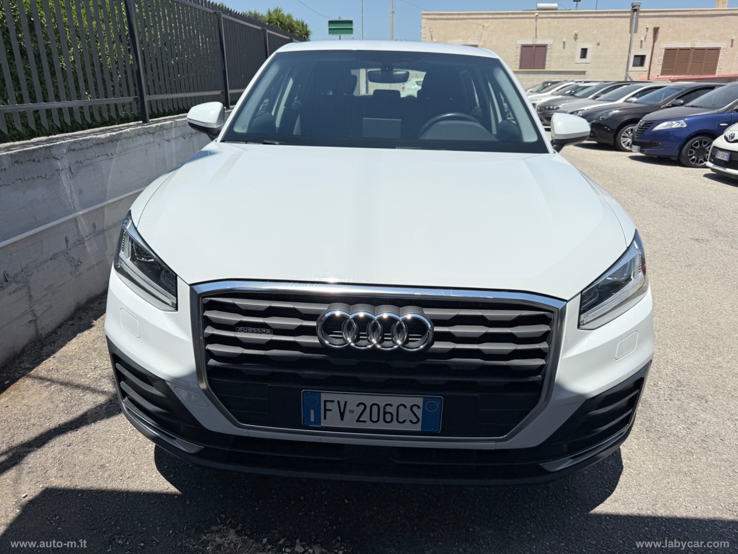 AUDI Q2