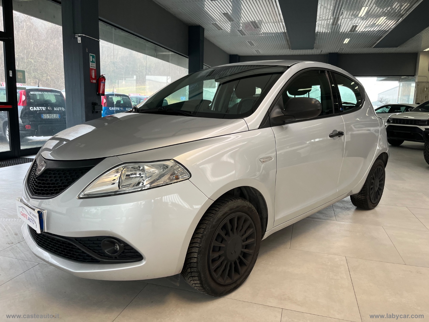 LANCIA Ypsilon