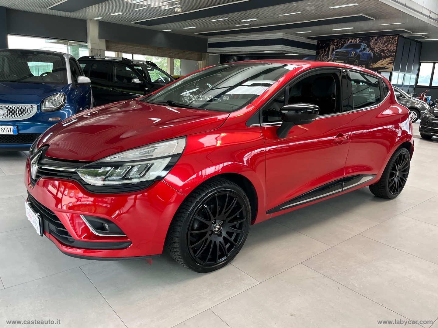 RENAULT Clio dCi 8V 90CV 5p. Moschino Intens                                                        
