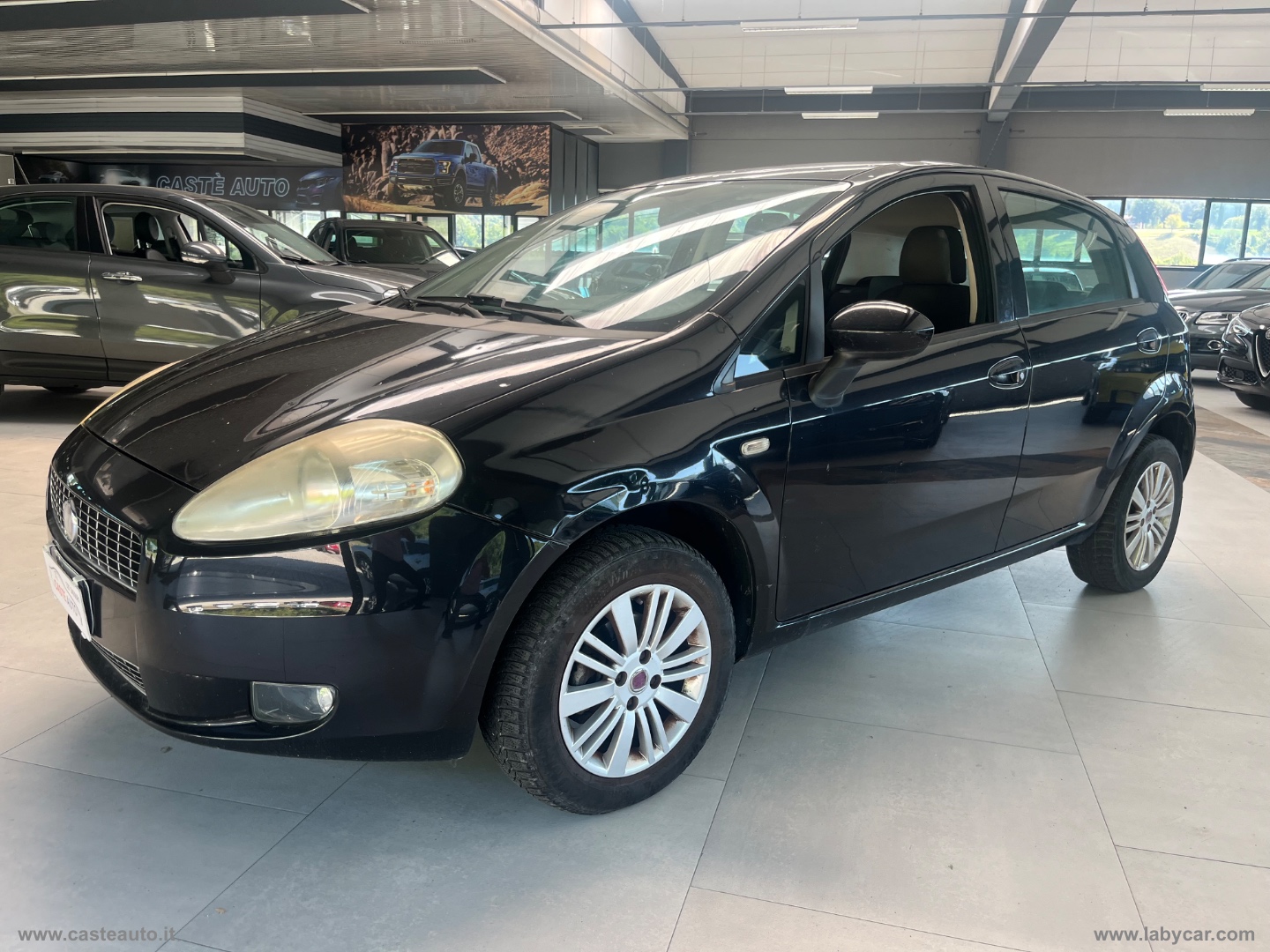 FIAT Grande Punto 1.4 5p. Dynamic Natural P.                                                        