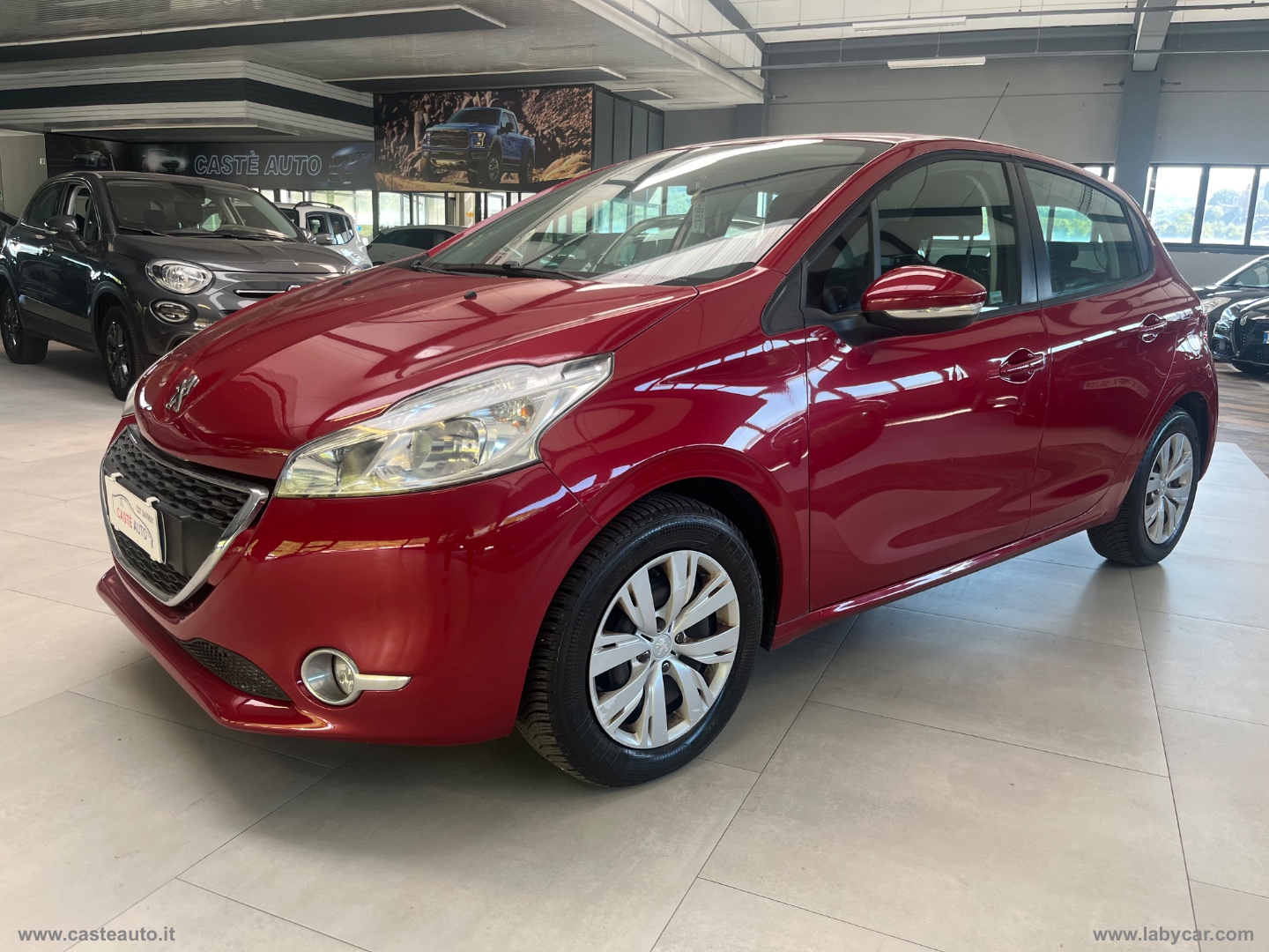 PEUGEOT&nbsp;208