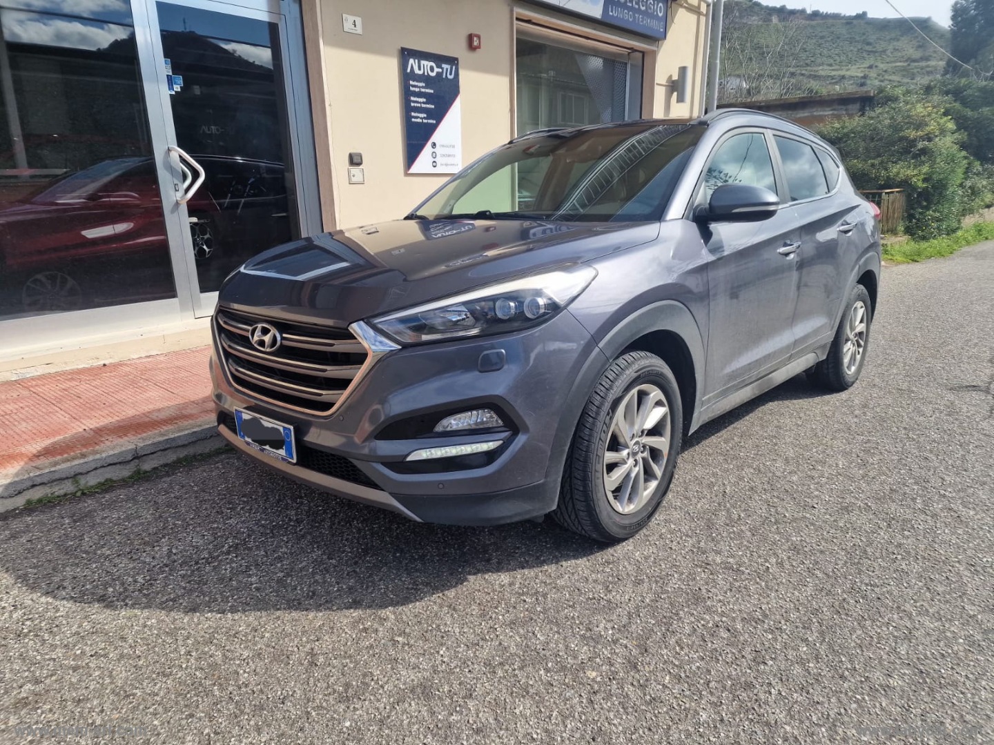 HYUNDAI Tucson