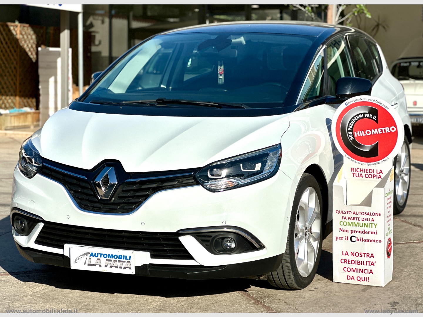 RENAULT Scénic