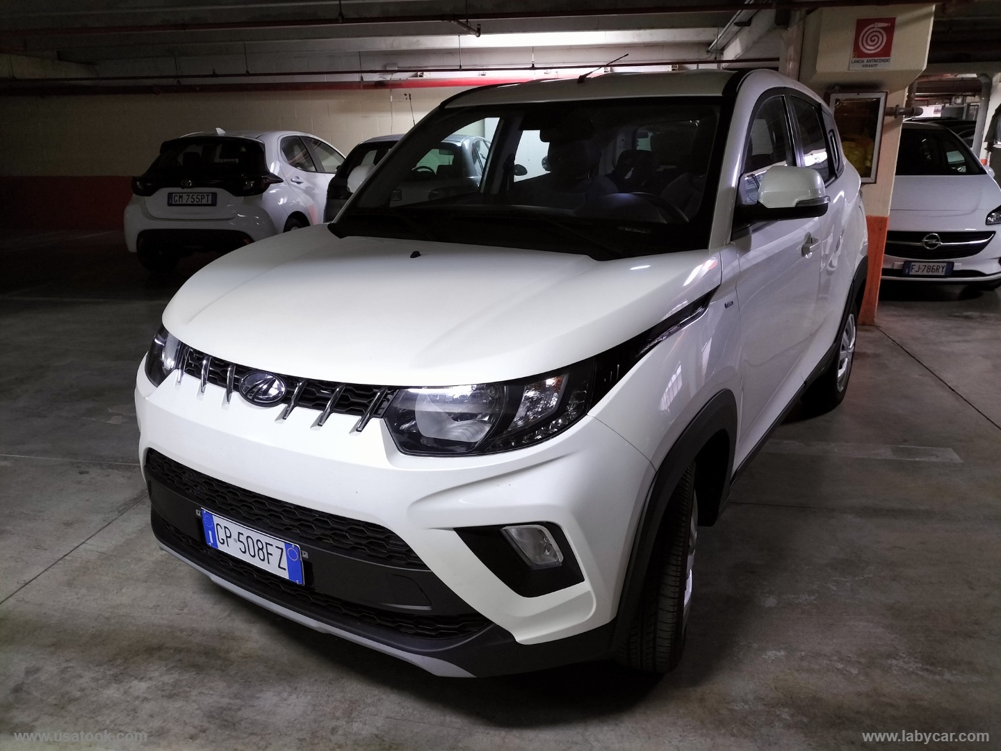 KUV100 1.2 VVT M-Bifuel MAHINDRA KUV 100 K6+ GPL                               