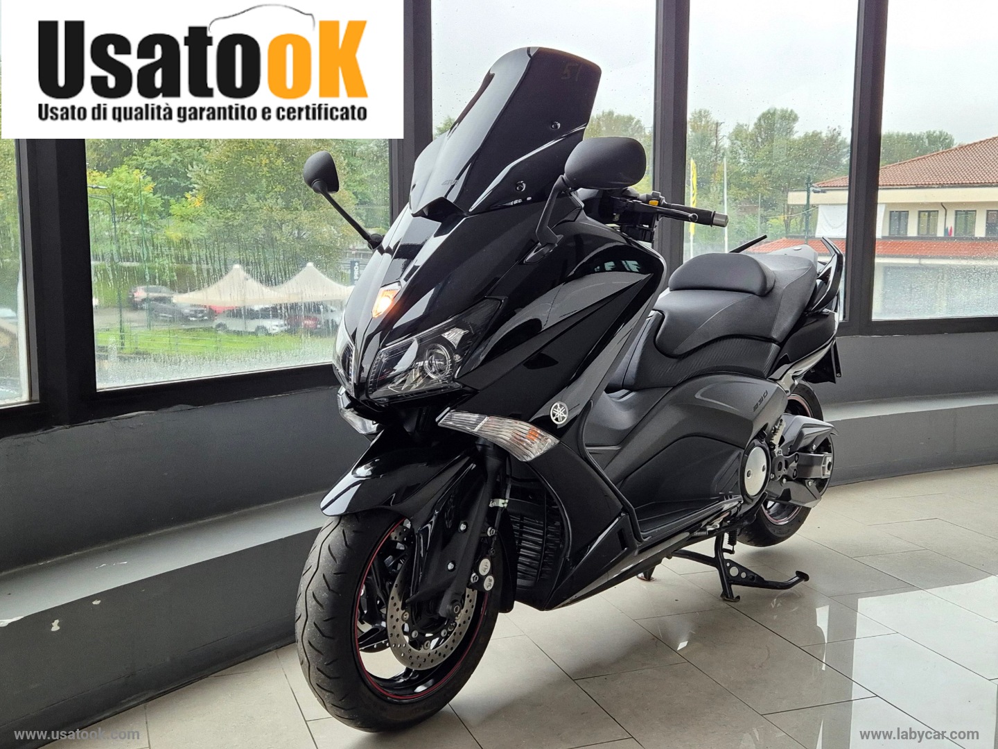 T-MAX 530 YAMAHA T-MAX 530 SOLO POCHISSIMI KM                    
