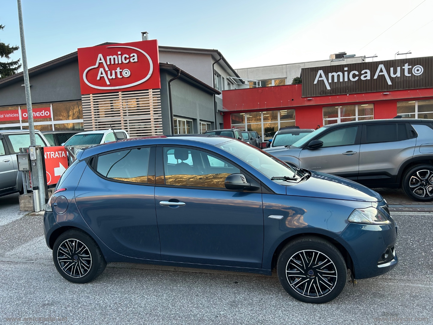 LANCIA Ypsilon