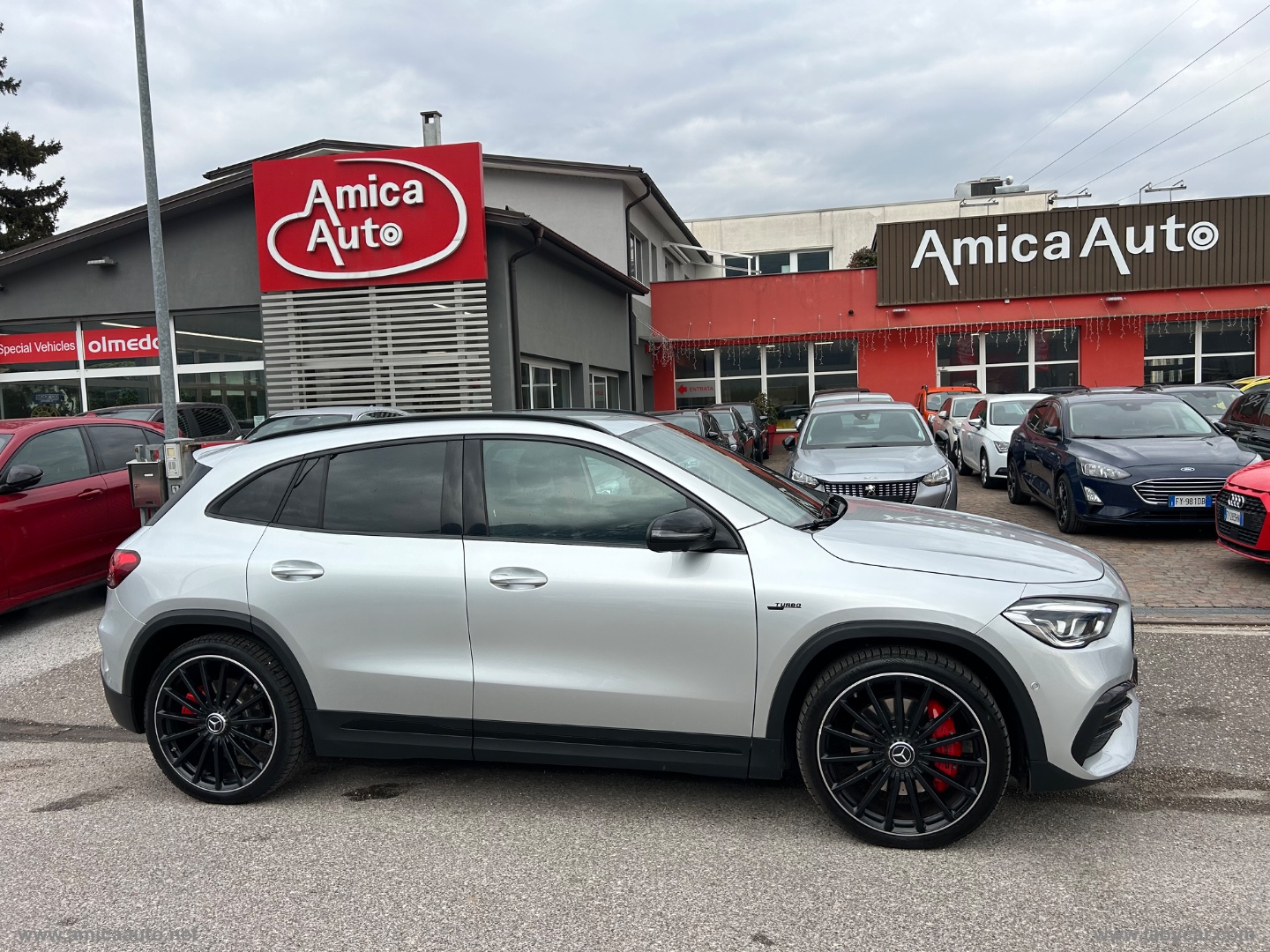 MERCEDES-BENZ Classe GLA