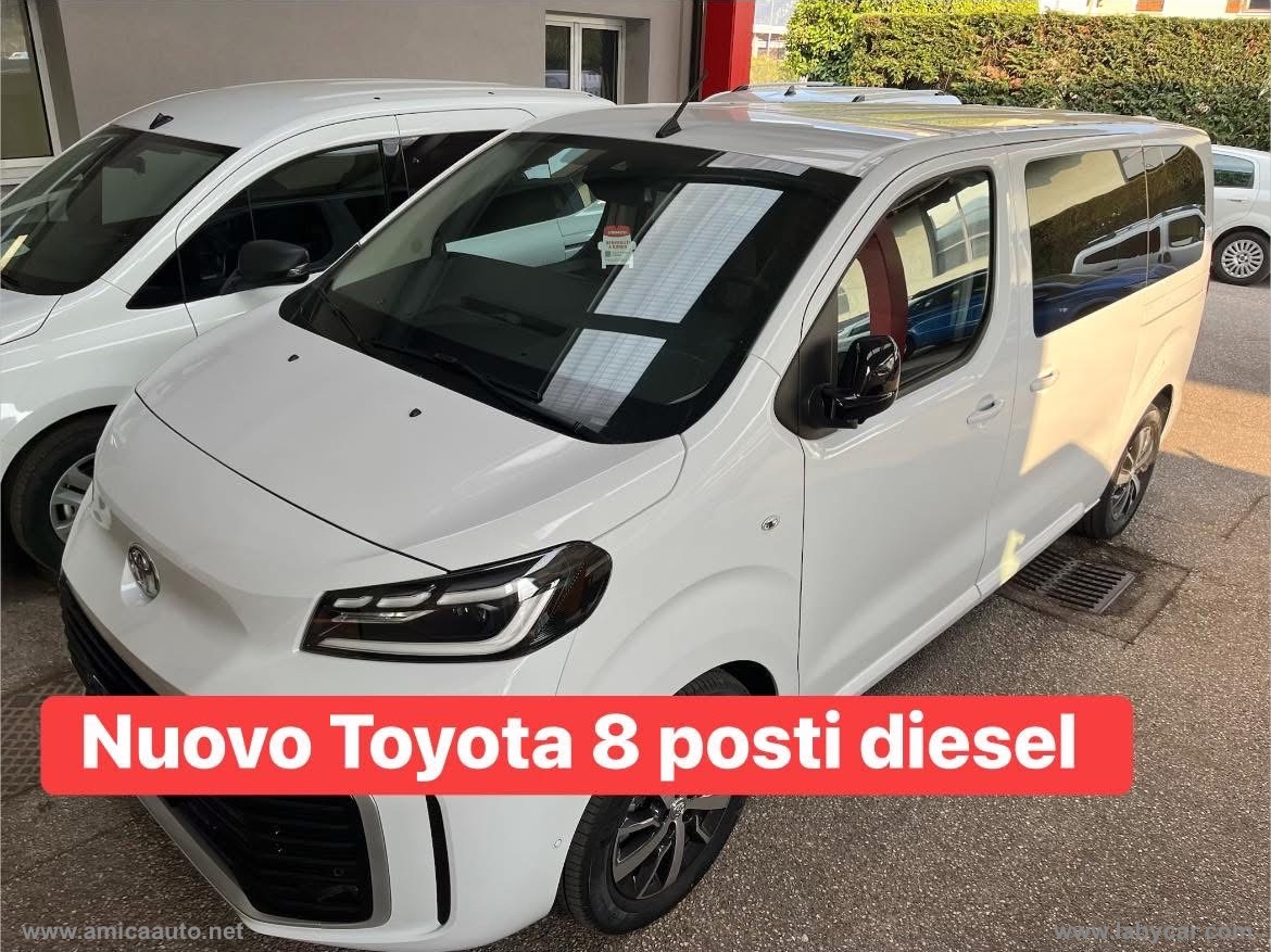 TOYOTA Proace
