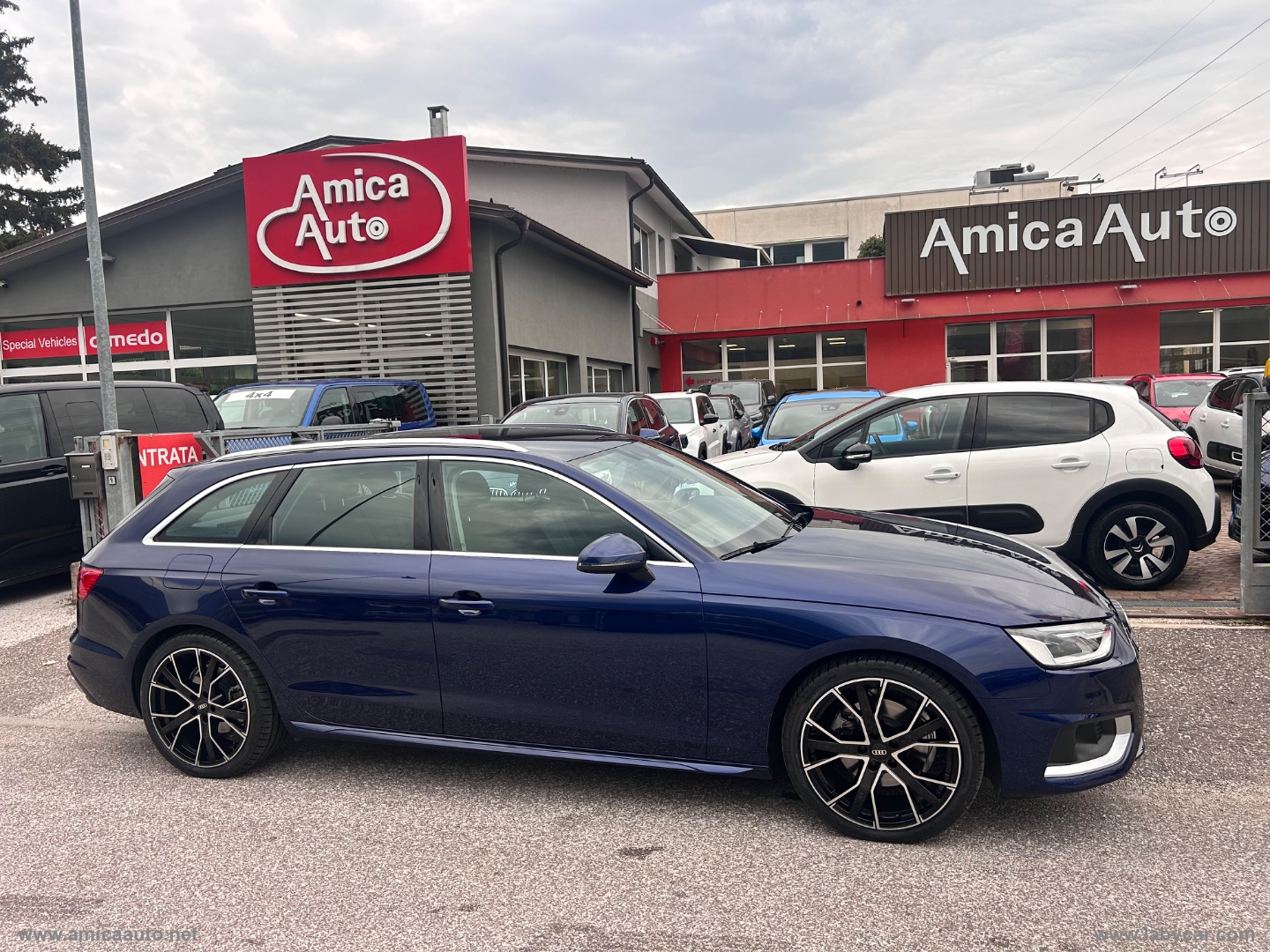 AUDI A4