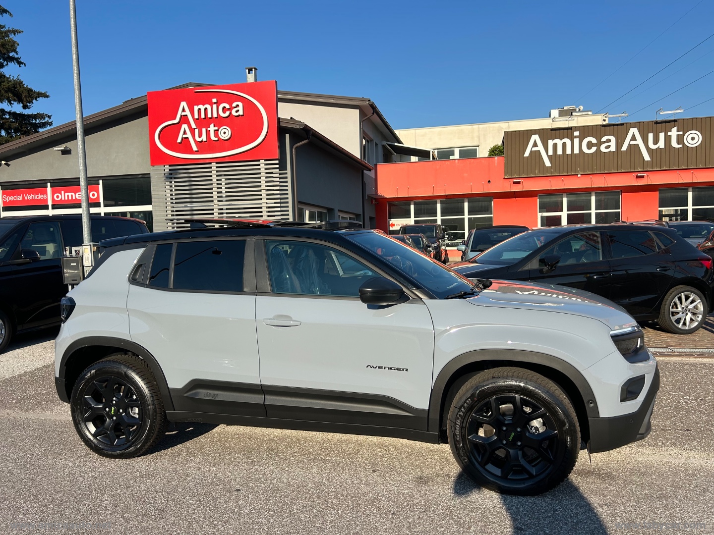 JEEP Avenger 1.2 Turbo 145cv e-Hyb.4xe Overand VERNICE BICOLORE GRIGIO STORM/TETTO NERO               