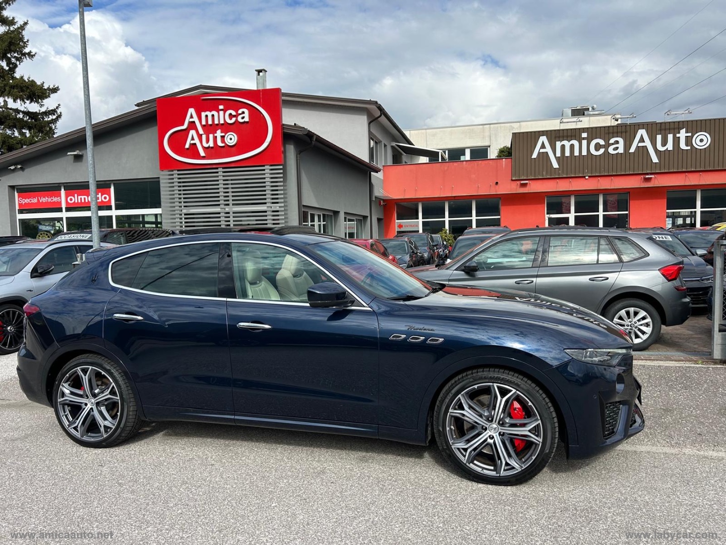 Levante V6 350 CV AWD Modena