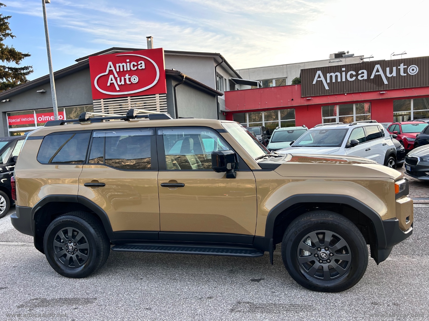 TOYOTA Land Cruiser