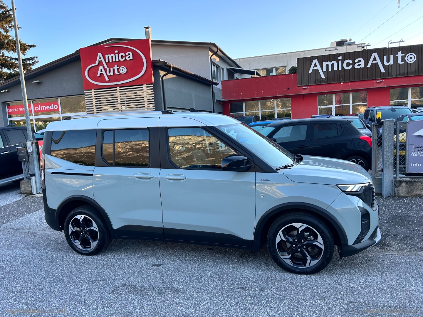 FORD Tourneo Courier 1.0 EcoBoost Active                                                        