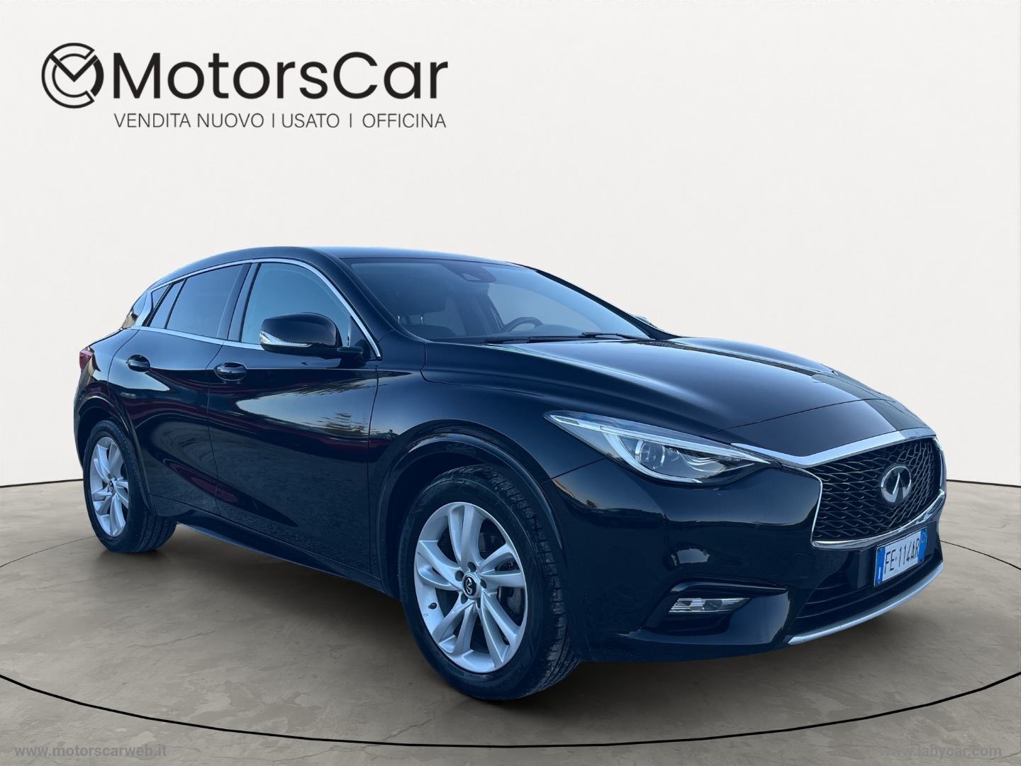 INFINITI Q30
