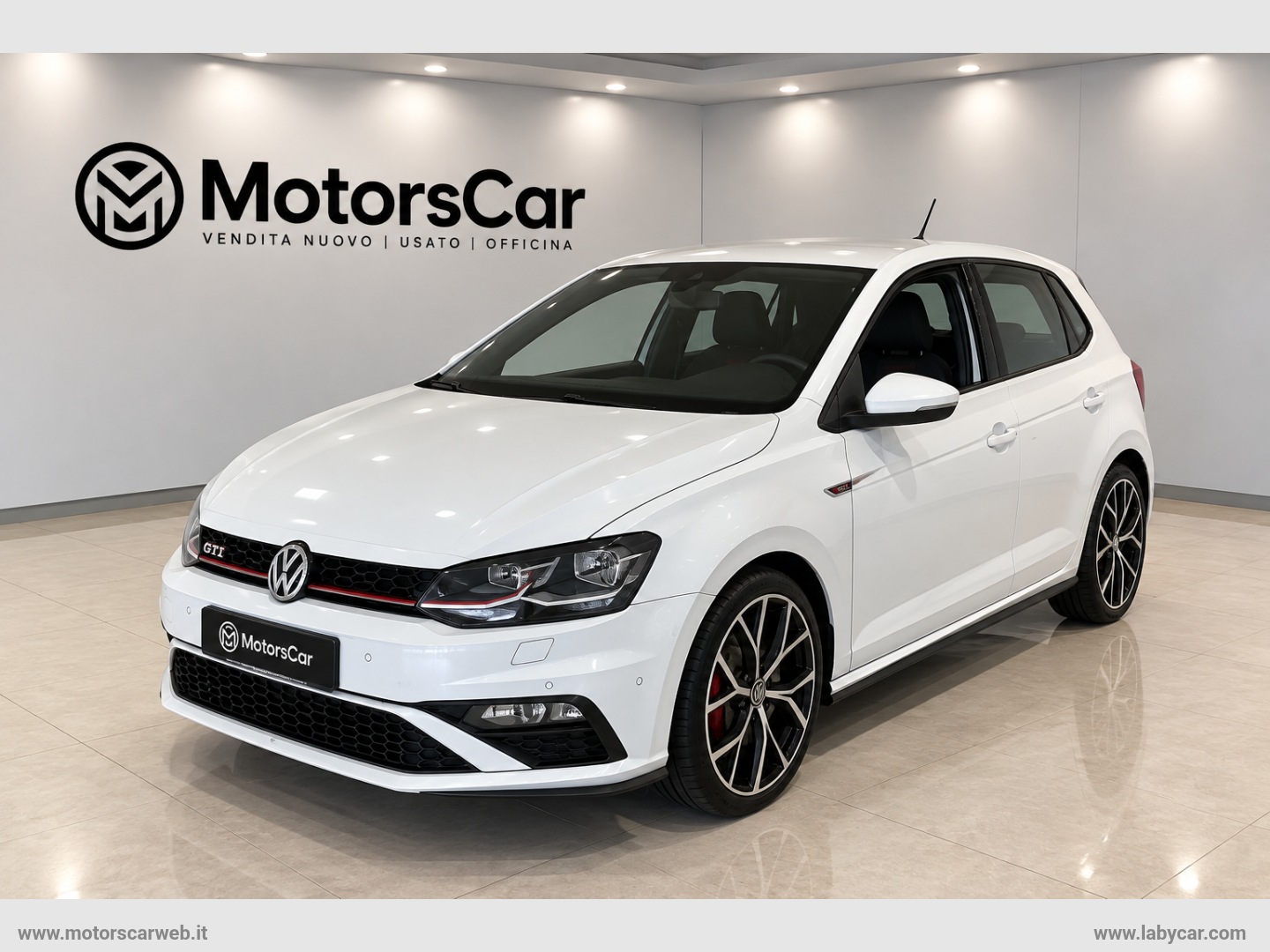 VOLKSWAGEN Polo