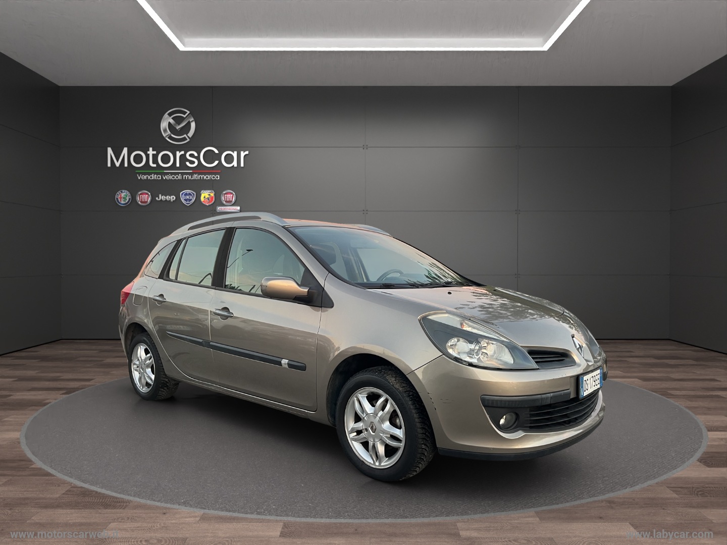 RENAULT Clio