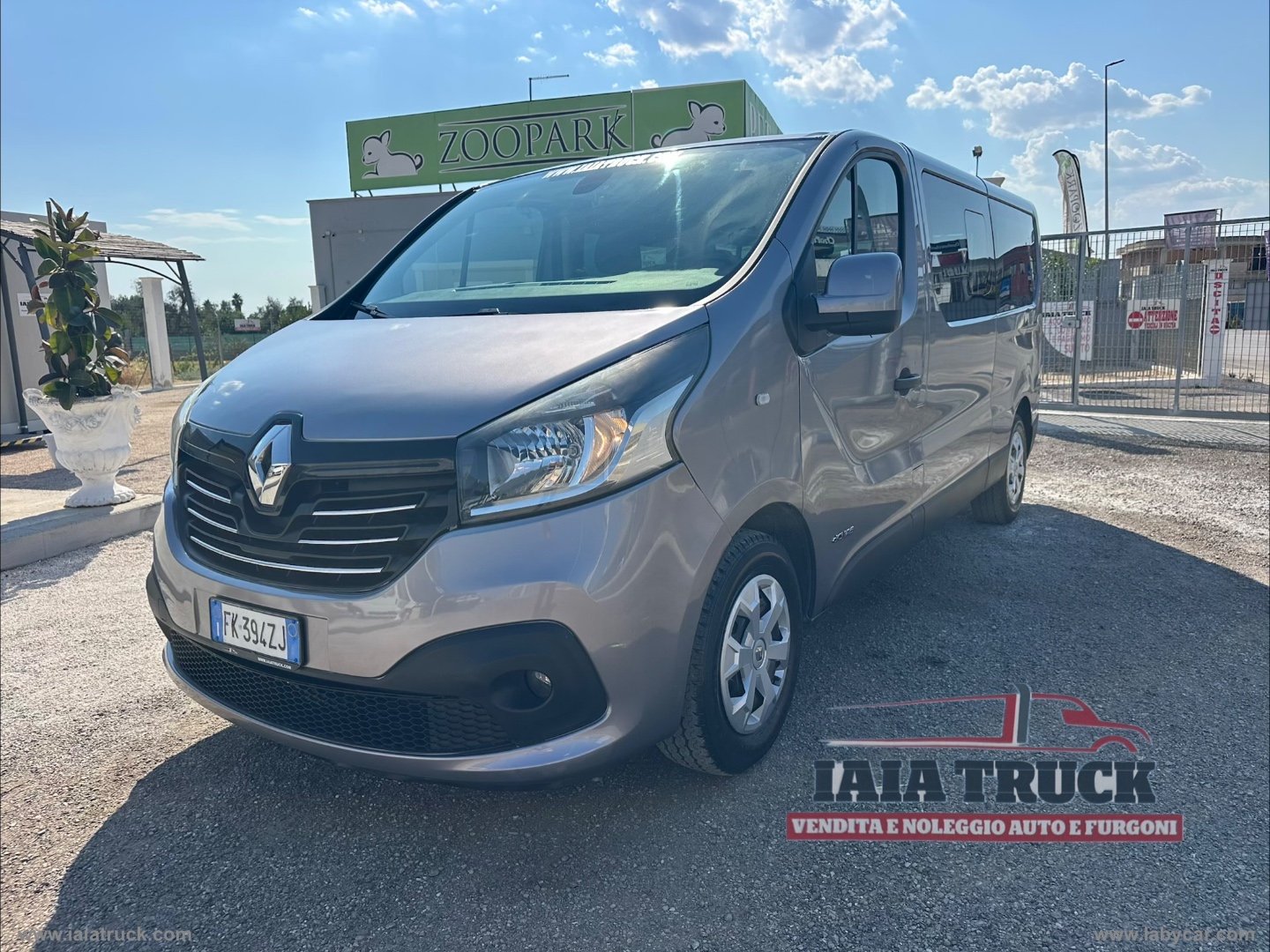 RENAULT Trafic 