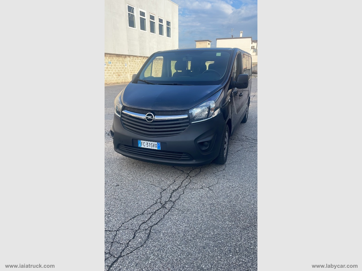 OPEL Vivaro 