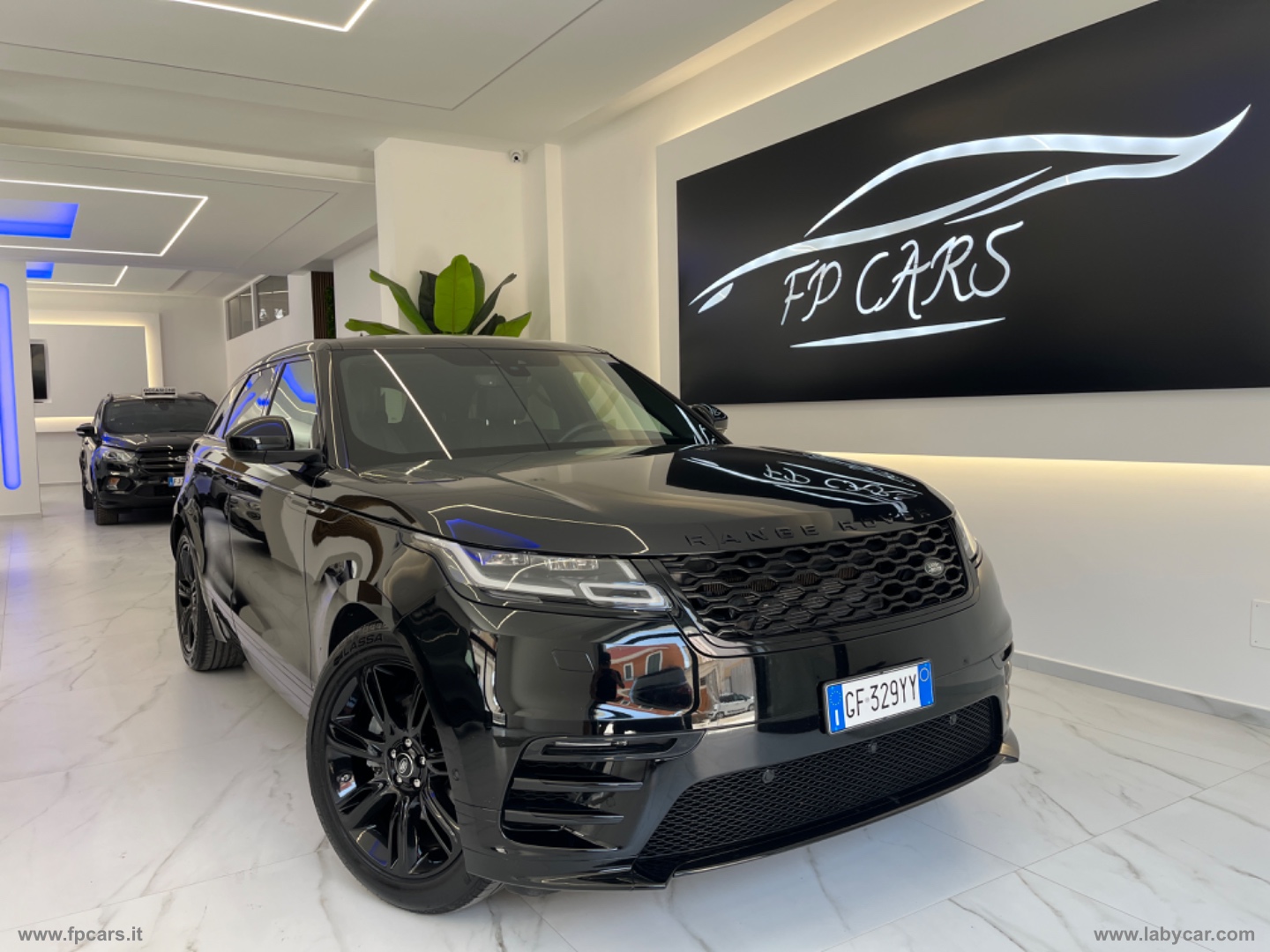 RR Velar 2.0D 240 CV R-Dynamic                                                        