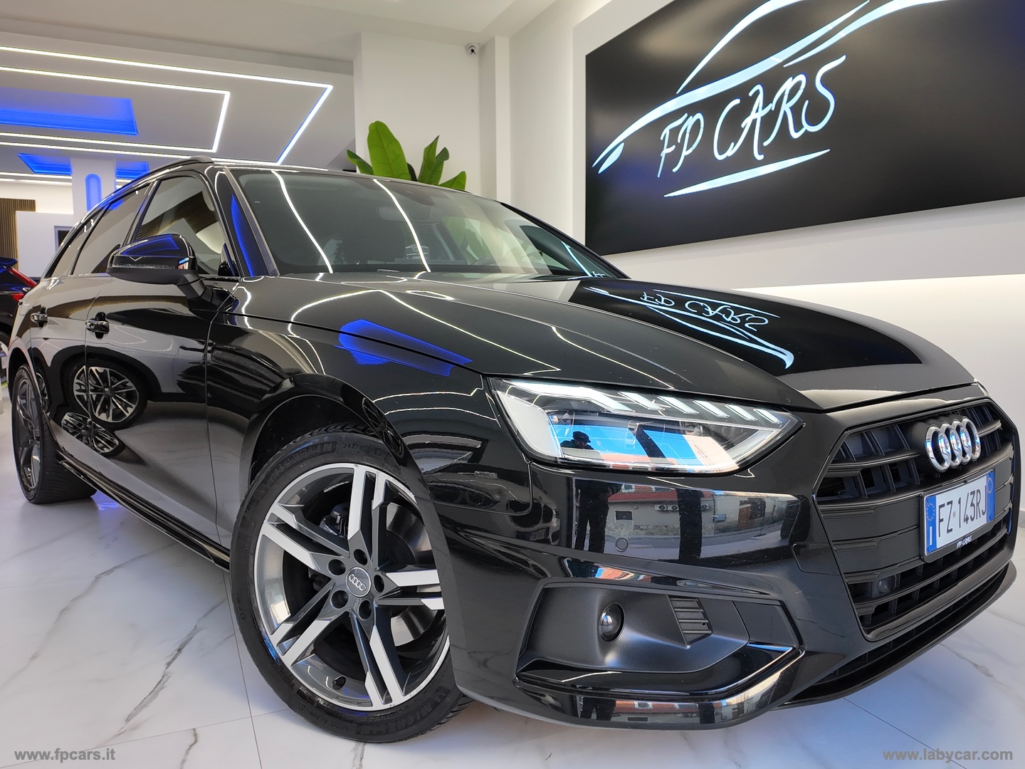 A4 Avant 2.0 TDI S tronic SPORT TOTAL BLACK                                                        