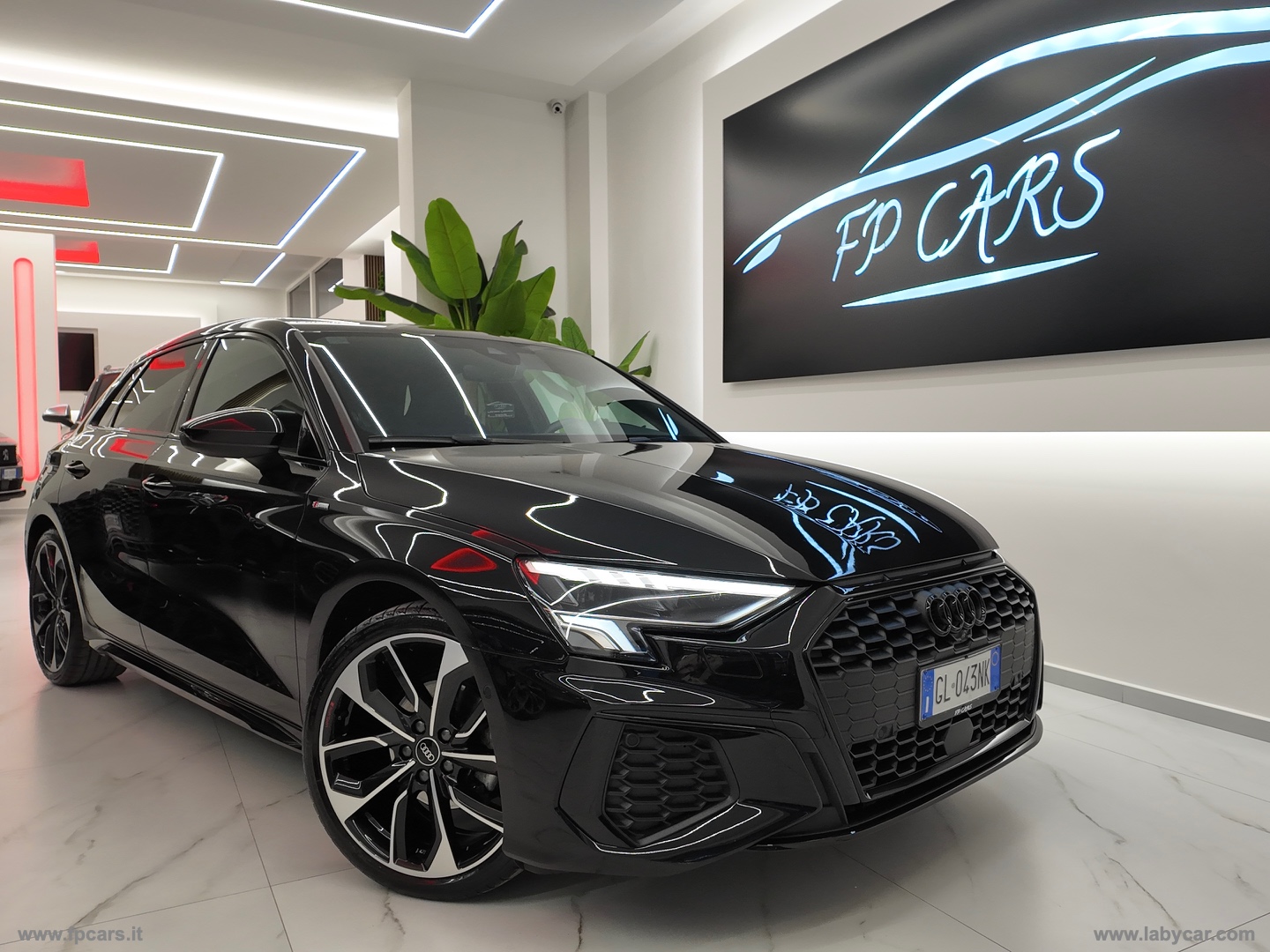 A3 SPB 35 TDI S tronic S line edition TOTAL BLACK                                                        
