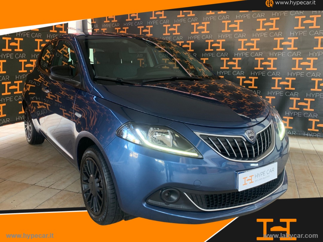 LANCIA Ypsilon