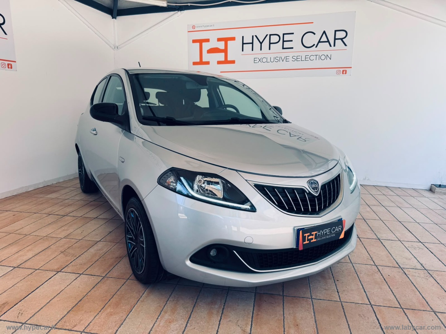 LANCIA Ypsilon