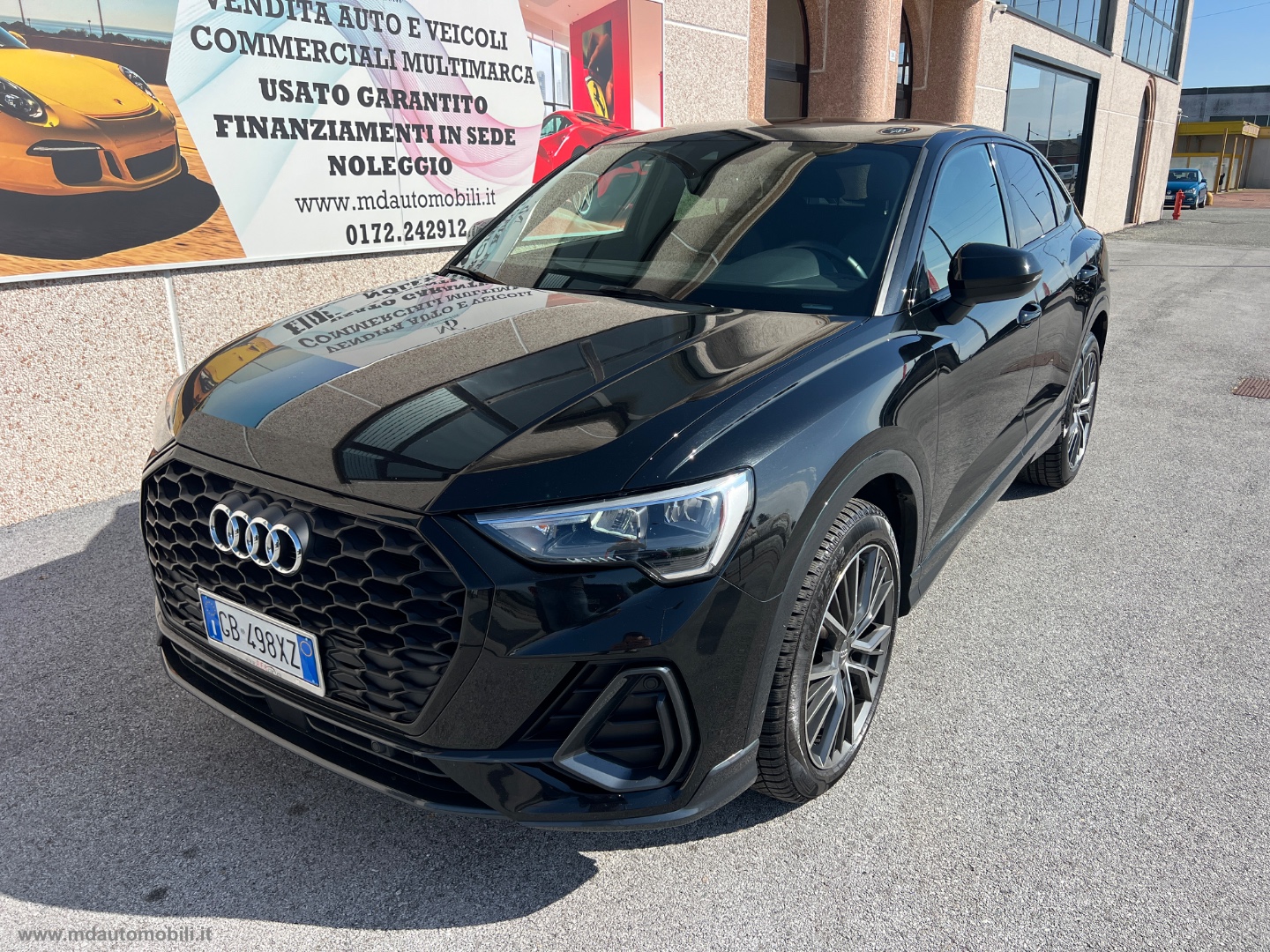 AUDI Q3