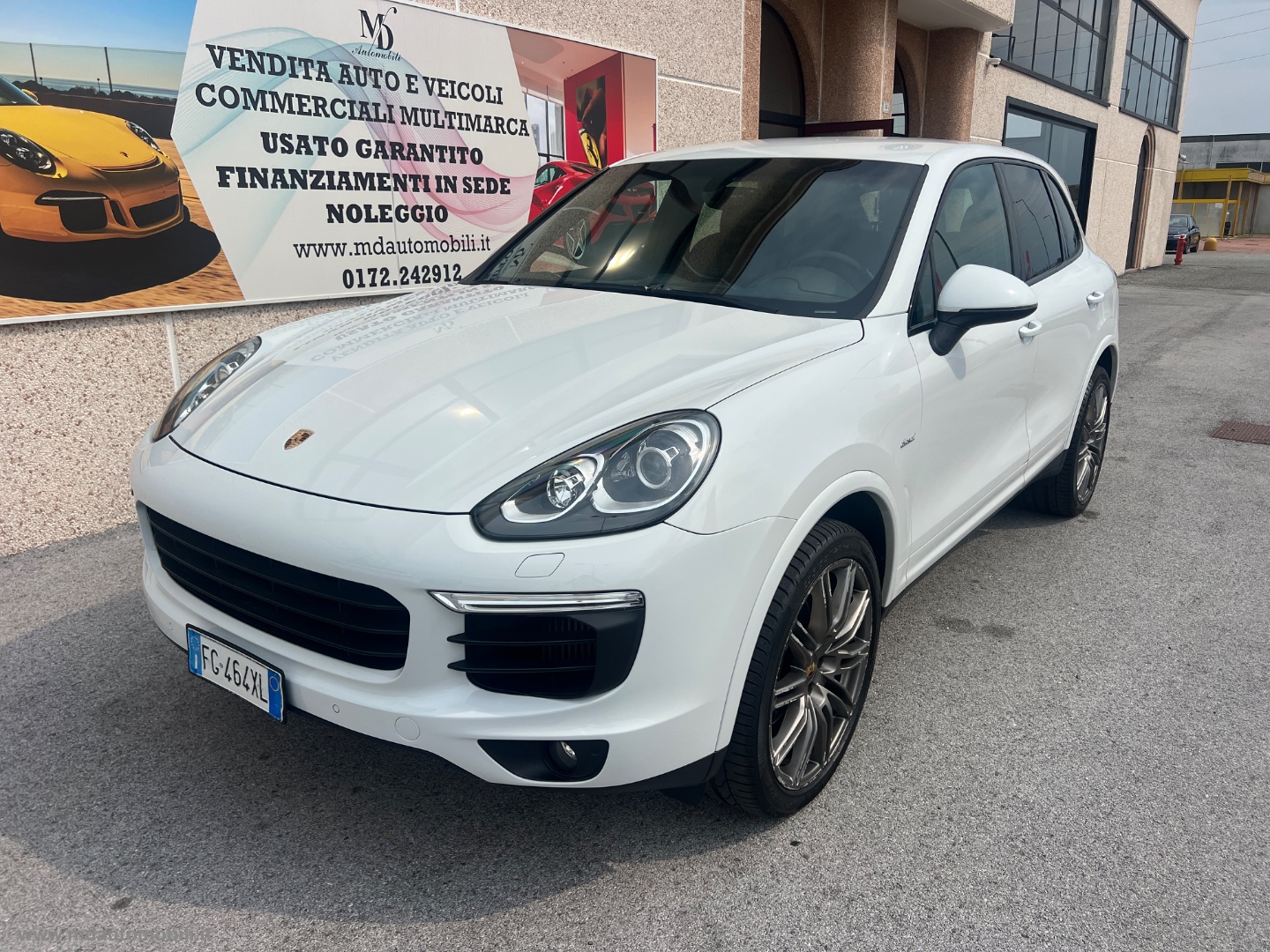 PORSCHE Cayenne