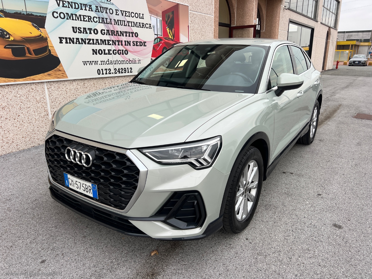 AUDI Q3